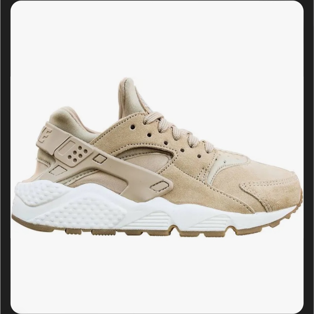 NIKE Women’s Huarache Air Run SD In Mushroom/Light Brown/Bone Size 9.5